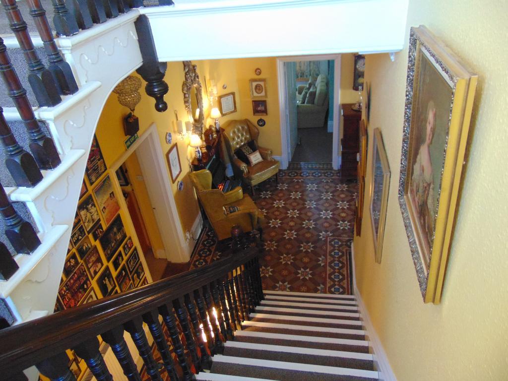 ラフバラー Holywell House Bed & Breakfast エクステリア 写真