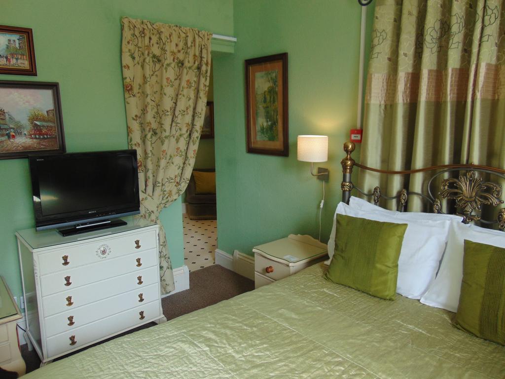 ラフバラー Holywell House Bed & Breakfast エクステリア 写真